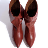Sweeney 40 Stiletto Silk Calfskin in Terracotta
