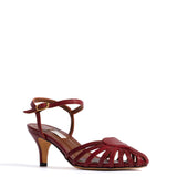 Keesha 55 Blizgūs Avikailiai Granatas" could be rewritten as "Keesha 55 Shiny Lambskin Garnet.