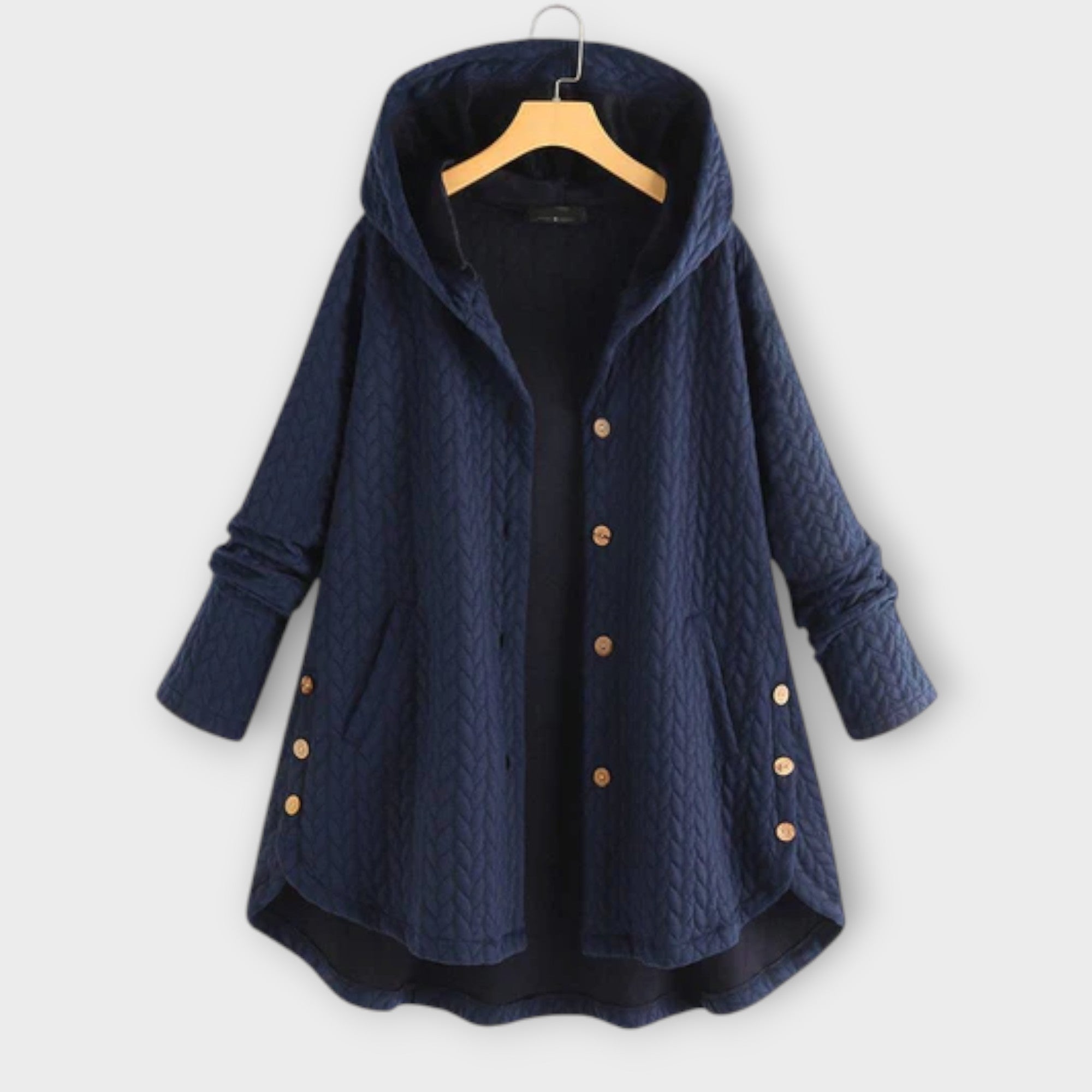Leslie | Soe Striukė su Sagomis" can be rewritten as "Leslie | Soe Jacket with Buttons.
