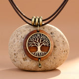 Collier "Arbre de Vie Sacré" en Bois Naturel - larbredeschakras.com