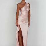 Teodora – Rochie maxi cu prezență clasică și elegantă
