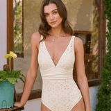 Off-White Vieno Gabalo Maudymosi Kostiumas su Bralette