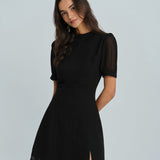 Juoda Mini Suknelė su Mock Neck