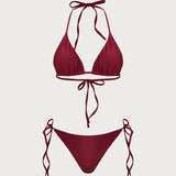 "Raudonas trikampis bikini rinkinys su raišteliu" can be rewritten as "Raudonas trikampis bikini komplektas su raišteliu".