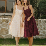 Raudona Kvadratinė Jacquard Midi Suknelė